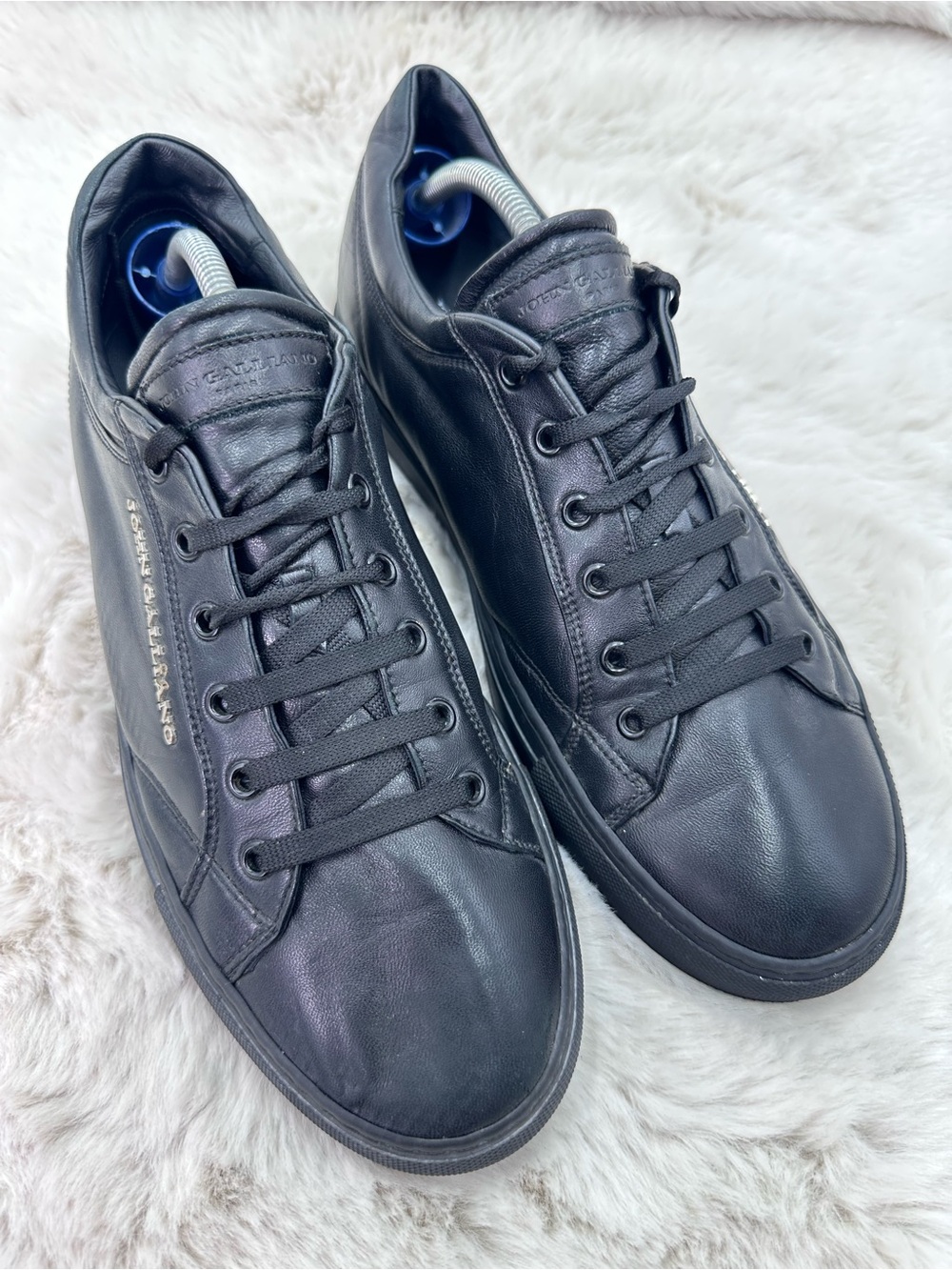 John Galliano low-top leather‎ sneakers  
Men's Black Size US 10 FR 43
